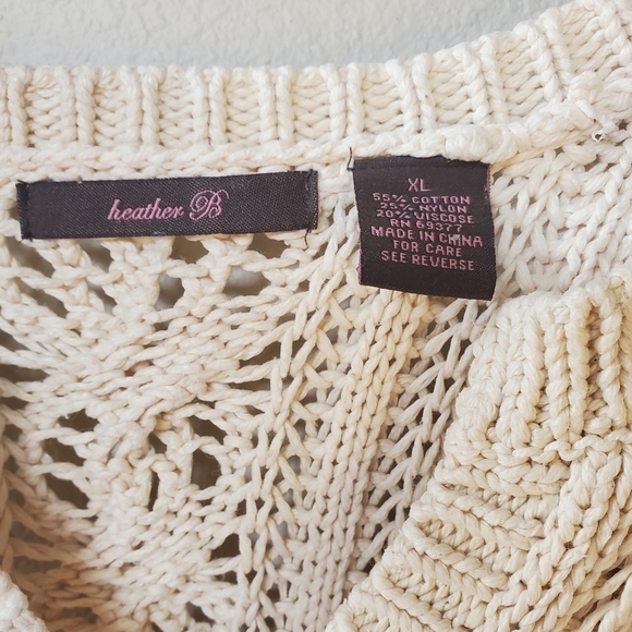 Heather B Womens SleevelessEmbellished Tunic Sweater. Size XL - Picture 2 of 7